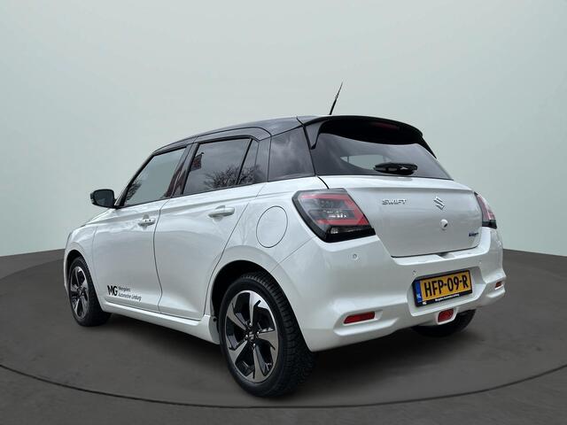 Suzuki SWIFT 1.2 Style Smart Hybrid Climate Control / Cruise Control Adaptief / Navigatie / All-Seasonbanden / DEMO