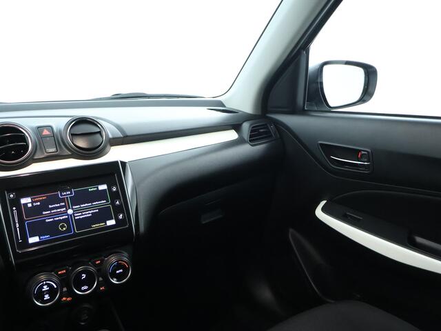 Suzuki SWIFT 1.2 Stijl automaat | Wordt verwacht | Navigatie | Climate control | Trekhaak |