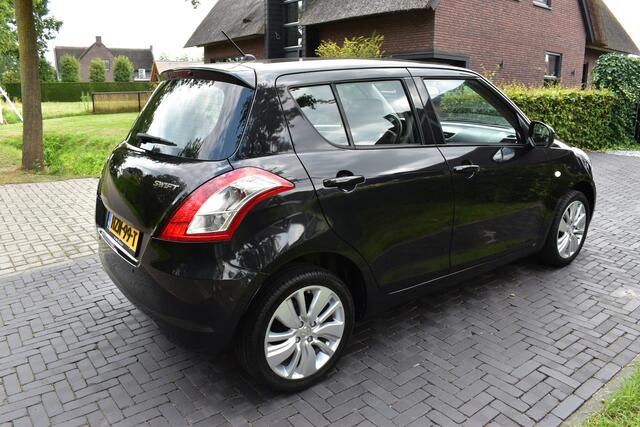 Suzuki SWIFT 1.2 Comfort AUTOMAAT SLÉCHTS 15DKM! NIEUWSTAAT.