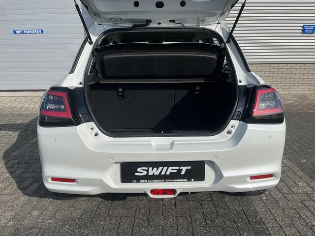Suzuki SWIFT 1.2 Comfort Smart Hybrid | Direct Uit Voorraad Leverbaar | ¤2300 Korting!!!!! | Apple & Android auto