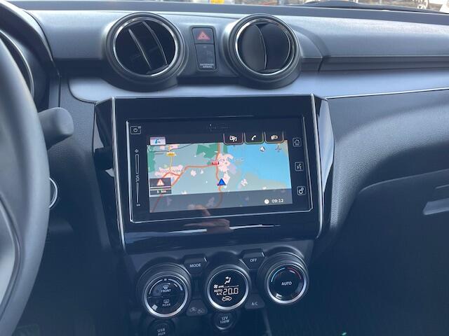 Suzuki SWIFT 1.2 Style Smart Hybrid Navigatie, Climate Control, Adaptive Cruise Control, LED, 16"Lm, Achteruitrijcamera, Keyless Entry