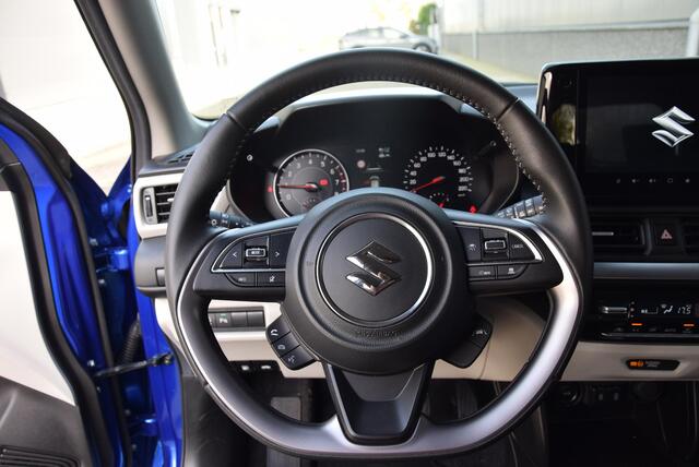 Suzuki SWIFT 1.2 Style Smart Hybrid | Garantie t/m 2030!! | buitenspiegels elektrisch inklapbaar | navigatiesysteem full map |