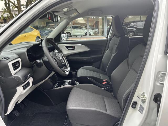 Suzuki SWIFT 1.2 Style Smart Hybrid