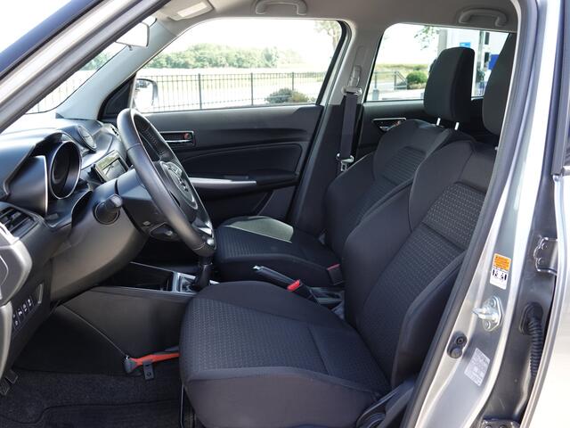 Suzuki SWIFT 1.2 Style Smart Hybrid ADAPT. CRUISE | LMV | NAVI | ECC | CAMERA