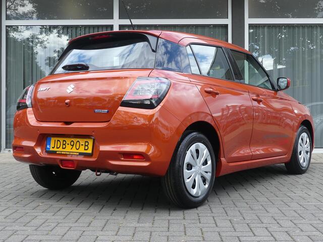 Suzuki SWIFT 1.2 Comfort Smart Hybrid Airco, Adaptive Cruise Control, Apple CarPlay, Android Auto, Navigatie, Achteruitrijcamera.