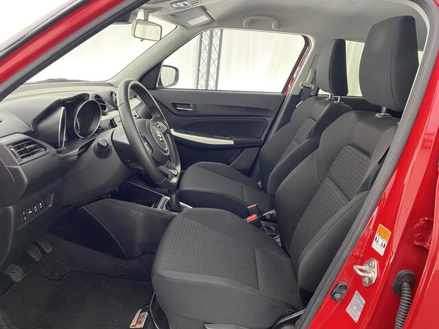Suzuki SWIFT 1.2 5-deurs Smart Hybrid | Apple carplay | Rijstrooksensor | Airco | Camera
