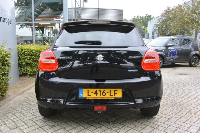 Suzuki SWIFT 1.2 Style AUTOMAAT 5-deurs Two-tone Spoiler/Navigatie/camera