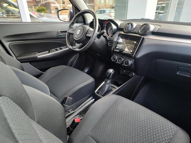 Suzuki SWIFT 1.2 STYLE SMART HYBRID AUTOMAAT Stoelverwarming | Keyless | Clima