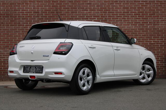 Suzuki SWIFT 1.2 83PK Smart Hybrid |LED|ACC|KEYLESS|CAMERA|CARPLAY|