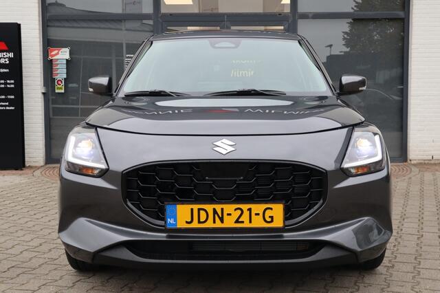 Suzuki SWIFT 1.2 Style Smart Hybrid