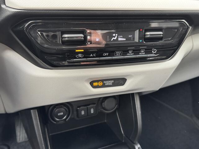 Suzuki SWIFT 1.2 Select Smart Hybrid Nu met ¤2.300 klantvoordeel info: M.Safari 0492588976