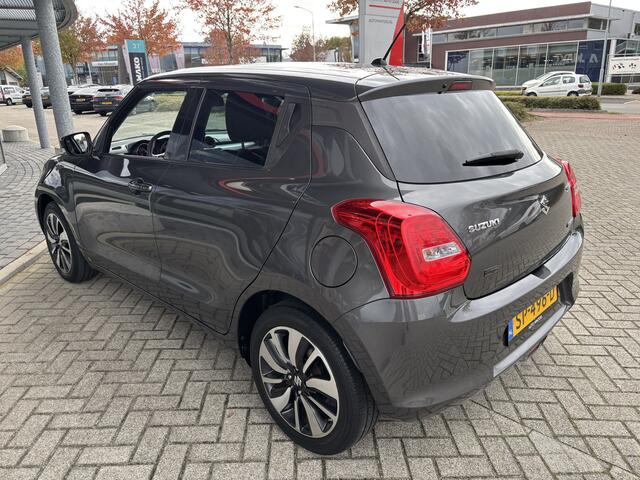 Suzuki SWIFT 1.2 Stijl Smart Hybrid | Navigatie | Camera | Stoelverwarming | Adaptive Cruise Control | Climate Control |