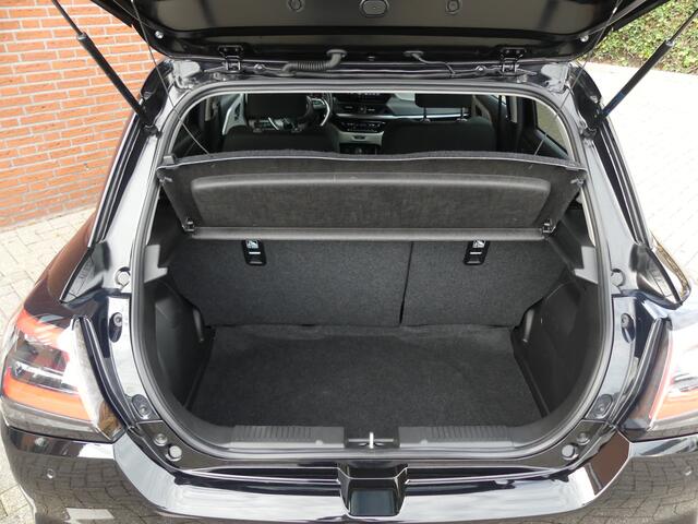 Suzuki SWIFT 1.2 Style Smart Hybrid