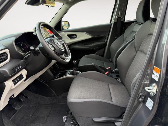 Suzuki SWIFT 1.2 Style Smart Hybrid | STOELVERWARMING | CAMERA | NAVI | APPLE CARPLAY/ANDROID AUTO | GARANTIE 2028