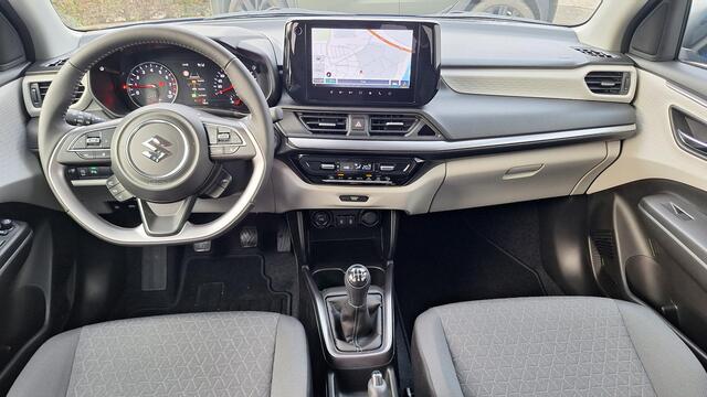 Suzuki SWIFT 1.2 Style Smart Hybrid