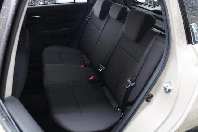 Suzuki SWIFT 1.2 Style Smart Hybrid Automaat Cruise Control Adaptief, Navigatie, Stoelverwarming, Achteruitrijcamera, Parkeersensoren