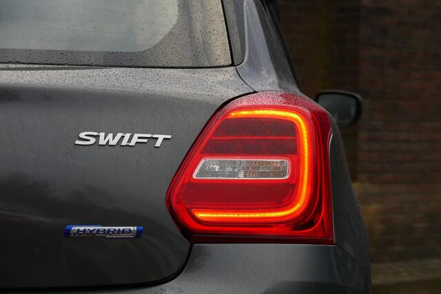 Suzuki SWIFT 1.2 Comfort Smart Hybrid | PARKEERSENSOREN | RIJKLAARPRIJS |