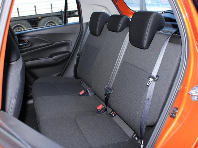 Suzuki SWIFT 1.2 Comfort Smart Hybrid Carplay/Android Auto, Achteruitrijcamera, Navigatie, Airco