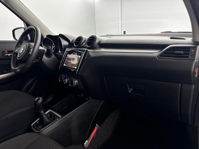 Suzuki SWIFT 1.2 Style Smart Hybrid | Navigatie | Adaptieve Cruise Control | Climate Control