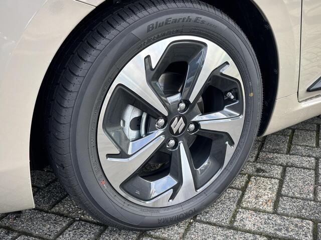 Suzuki SWIFT 1.2 Style Smart Hybrid Black Rhino/Demo/Navi/