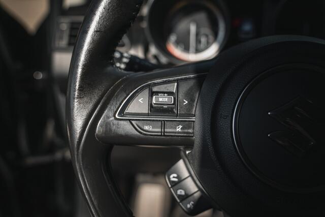 Suzuki SWIFT 1.0 STIJL SMART HYBR 1e eigenaar!!