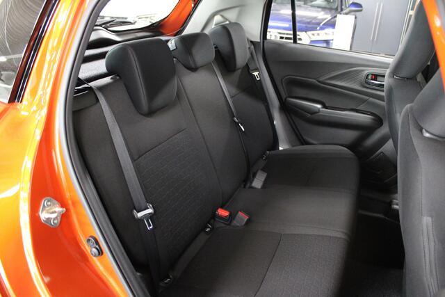 Suzuki SWIFT 1.2 Comfort Smart Hybrid / Navigatie / Keyless / Camera /