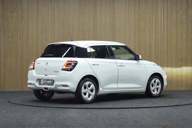 Suzuki SWIFT 1.2 Select Smart Hybrid | Uit Voorraad Leverbaar! | Adaptive-cruise | Camera | Airco | Navigatie | Apple Carplay & Android Auto | Parkeerhulp | Keyless | Dodehoekdetectie