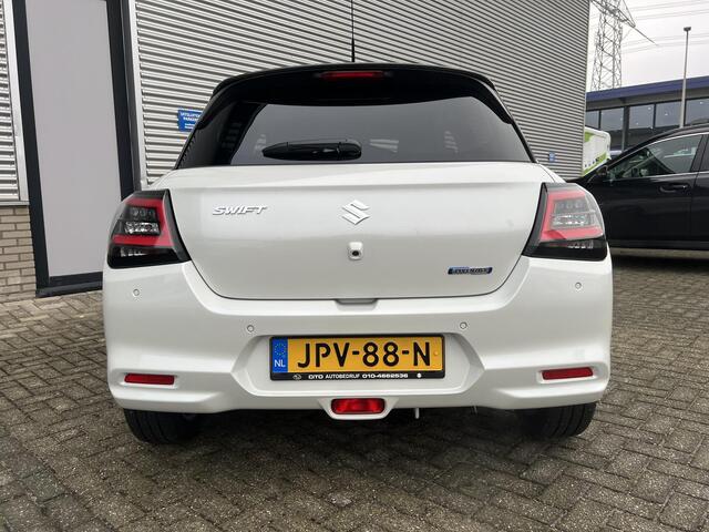 Suzuki SWIFT 1.2 Style Smart Hybrid Automaat | Lage KM-stand | Apple Carplay & Android Auto | Climate Control | Elek. Buitenspiegels