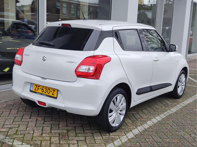 Suzuki SWIFT 1.2 SELECT AUTOMAAT Navigatie | Camera | All Seasonbanden