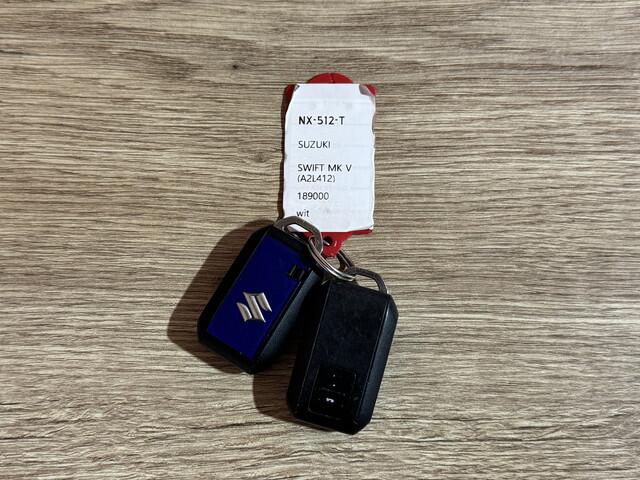 Suzuki SWIFT 1.2 Stijl Smart Hybrid | Cruise | Camera | Navigatie | APK 03-07-2026 |