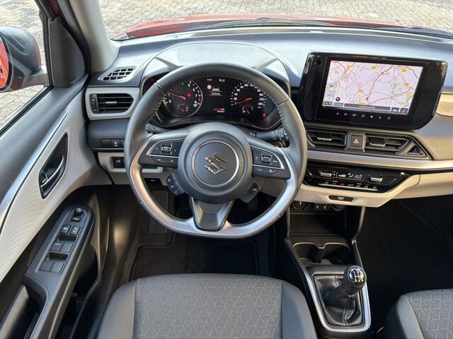 Suzuki SWIFT 1.2 Style Smart Hybrid / Allseason Banden / Navi / Apple carplay / Android Auto /
