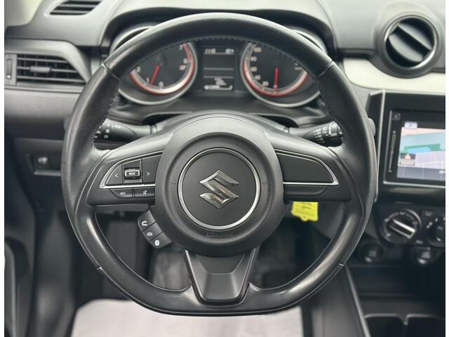 Suzuki SWIFT 1.2 5DRS APPLE P-CAM STOELVERW. ALL SEASON