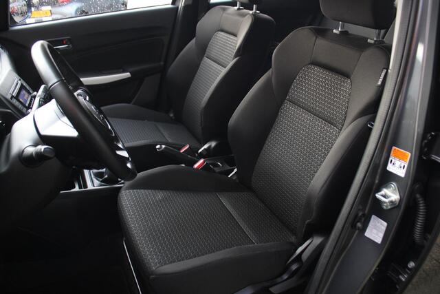 Suzuki SWIFT 1.2 Comfort Smart Hybrid Cruise Control, Trekhaak, Elektrische Ramen, Radio, Dimlicht Automatisch