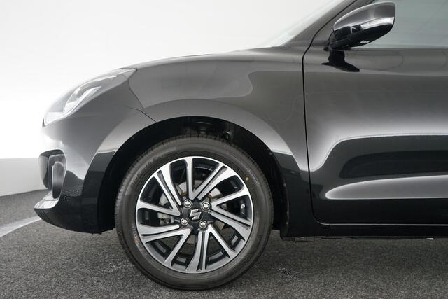 Suzuki SWIFT 1.2 Style Smart Hybrid