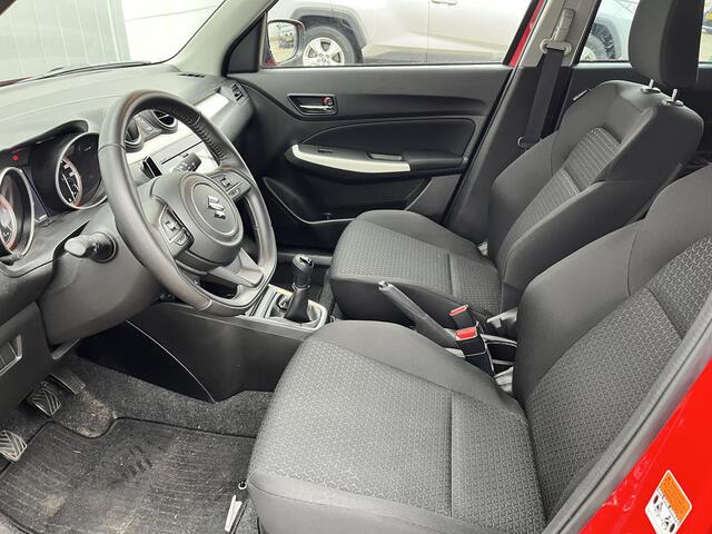 Suzuki SWIFT 1.2 Select Smart Hybrid NL Auto Carplay Parkeersensoren BSM Clima Cruise