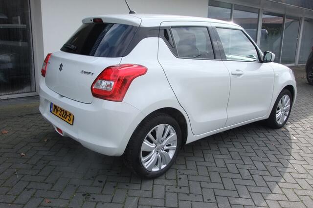 Suzuki SWIFT 1.2 Select/ Automaat/ Stoelverwarming/ Achteruitrijcamera/ Navigatie/ Apple Car