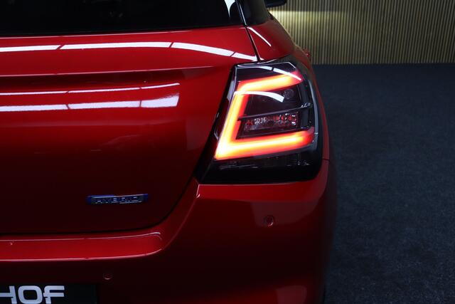 Suzuki SWIFT 1.2 Automaat Select Smart Hybrid | Adaptive-cruise | Navigatie | Parkeerhulp | Apple Carplay & Android Auto | Camera | Parkeerhulp | Keyless | LM Velgen | Stoelverwarming | Dodehoekdetectie