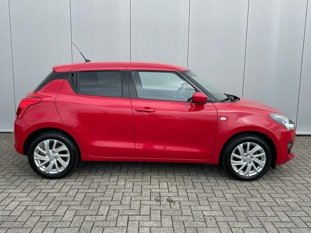 Suzuki SWIFT 1.2 Select Smart Hybrid Automaat Navigatie, Airco, Cruise Control, 16"Lm, Stoelverwarming, Achteruitrijcamera