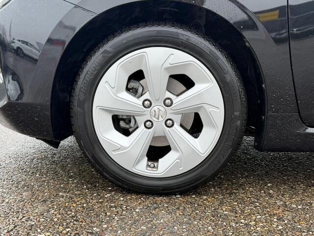 Suzuki SWIFT 1.2 Style Smart Hybrid Camera / DAB / Carplay