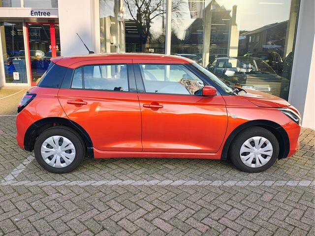 Suzuki SWIFT 1.2 COMFORT SMART HYBRID | DEMO DEAL! | Garantie tot 2036!
