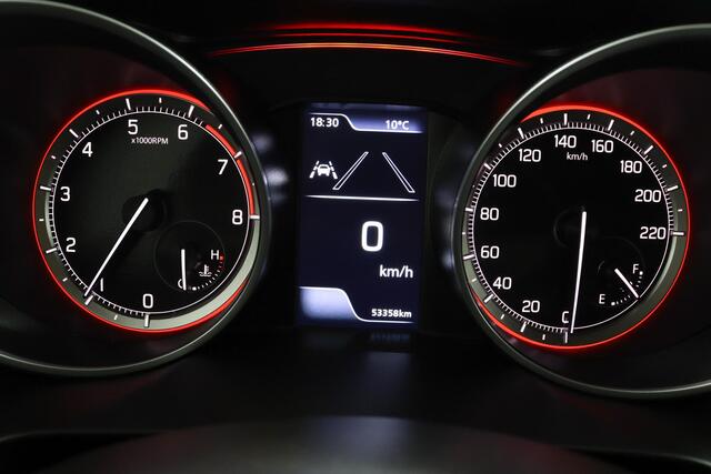 Suzuki SWIFT 1.2 Style Smart Hybrid | Camera | Navigatie | Stoelverwarming | Privacy Glass | Mistlampen | Bluetooth |