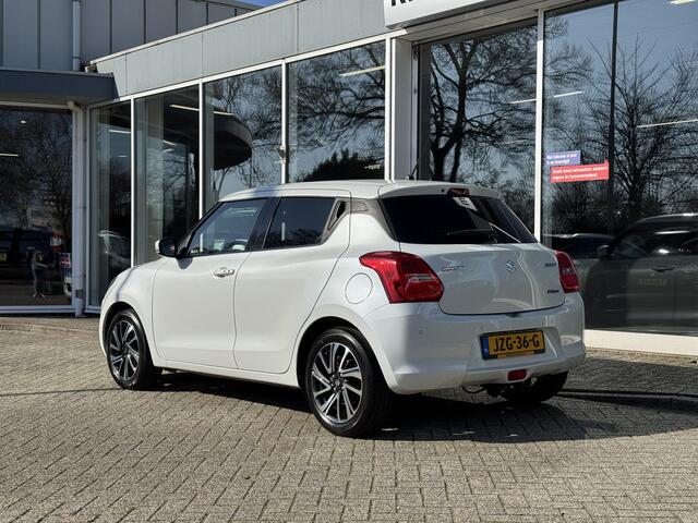 Suzuki SWIFT 1.2 Stijl Smart Hybrid * Achteruitrijcamera * Trekhaak *
