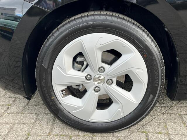 Suzuki SWIFT 1.2 Select Smart Hybrid | Direct uit voorraad leverbaar | 10 jaar garantie!