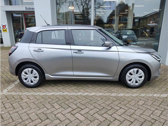 Suzuki SWIFT 1.2 COMFORT SMART HYBRID Direct Leverbaar | Tot 10 JAAR GARANTIE! | Inclusief ¤ 1.100,- Voorraad Voordeel