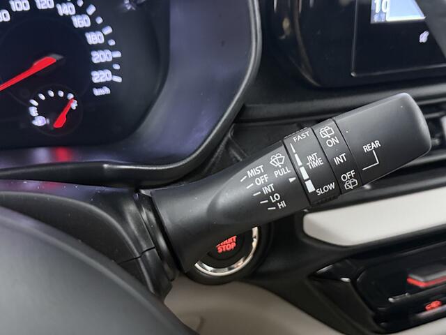 Suzuki SWIFT 1.2 Select Smart Hybrid | Automaat | Apple Carplay / Android Auto (Navigatie) | Airco | Achteruitrijcamera | Stoelverwarming |