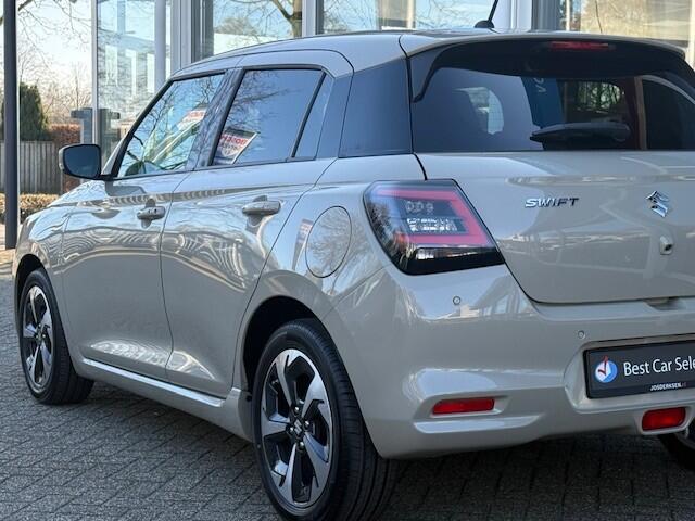 Suzuki SWIFT 1.2 Style Smart Hybrid - Navi | Camera | CarPlay | Stoelverw. | Dodehoek | Climat