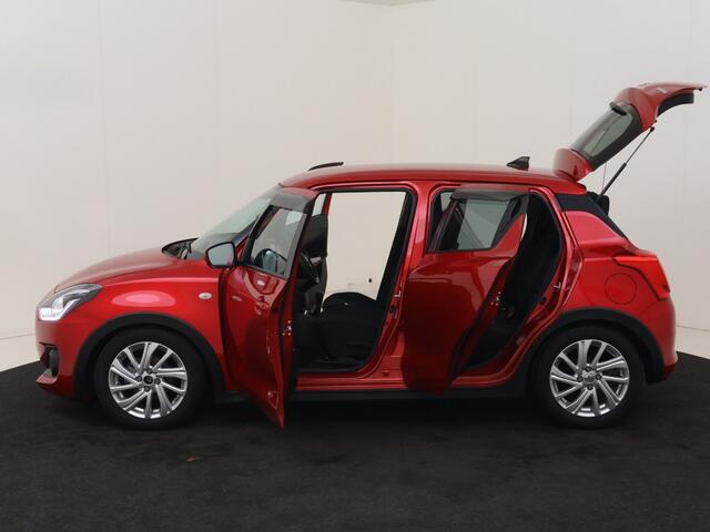 Suzuki SWIFT 1.2 Hybrid Action | Adap. Cruise | Camera | Carplay/Android Auto