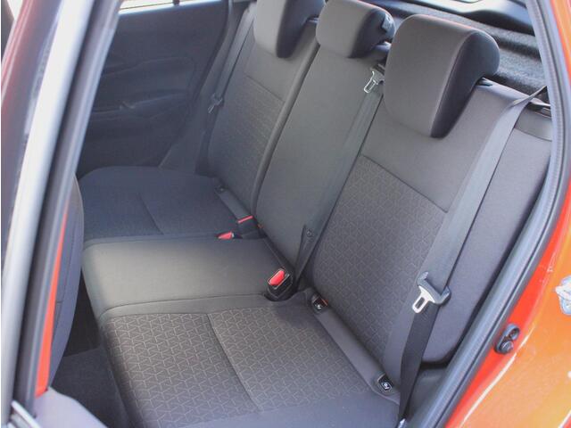 Suzuki SWIFT 1.2 Style Smart Hybrid All-Seasons, Adaptieve Cruise en Climate Control, Elektrisch Inklapbare Spiegels, Carplay/Android Auto