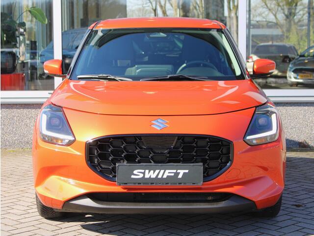 Suzuki SWIFT 1.2 Style Smart Hybrid All-Seasons, Adaptieve Cruise en Climate Control, Elektrisch Inklapbare Spiegels, Carplay/Android Auto