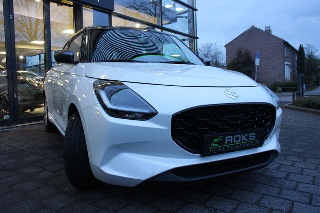 Suzuki SWIFT 1.2 Select Smart Hybrid Two-tone